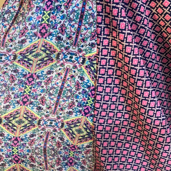 Patterned Dress - Picture 3 of 6